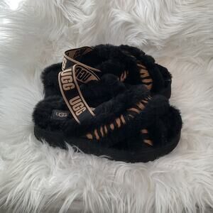 GENTLY USED $120 UGG Platform Slide Disco Criss Cross Strap Tiger Zebra Print 8